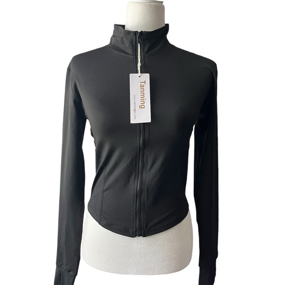 Tanming Black Short Sweat Jacket Cropped  Size Medium - Picture 1 of 5